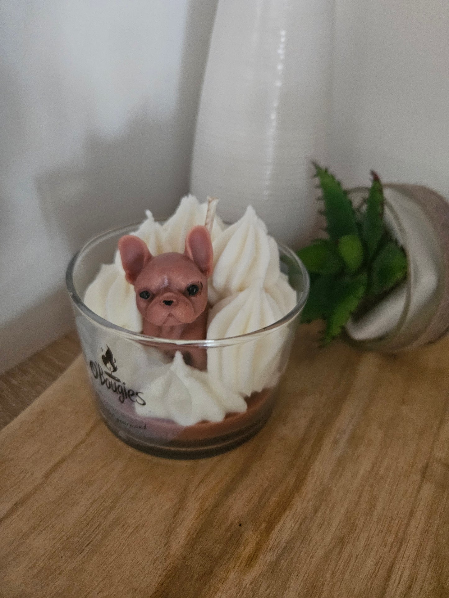 Bouledogue en Vedette : Bougie senteur Chocolat gourmand