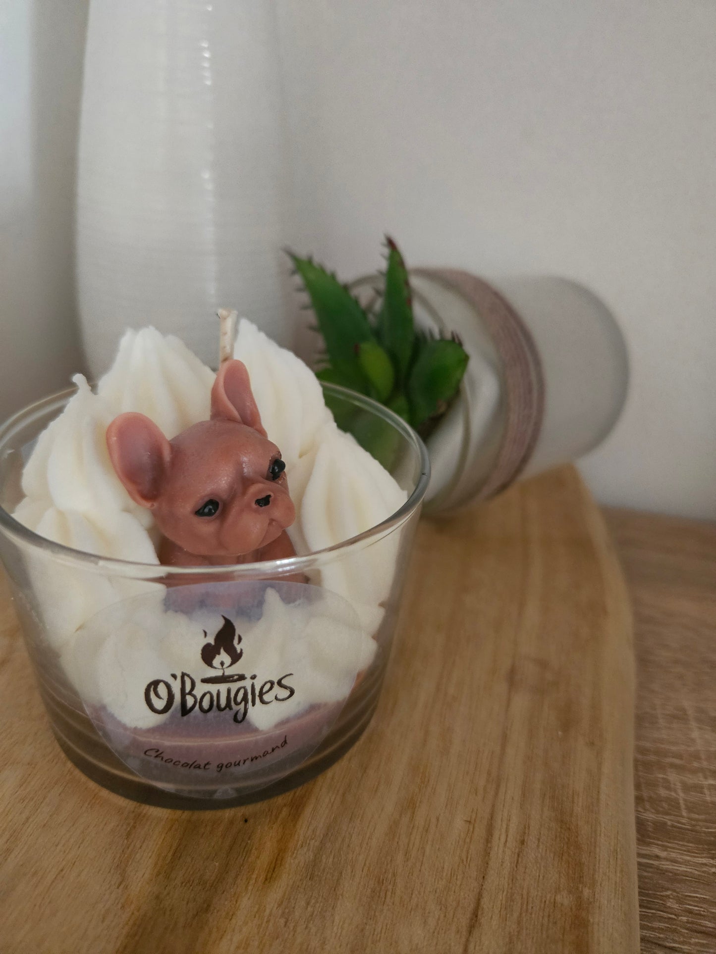Bouledogue en Vedette : Bougie senteur Chocolat gourmand
